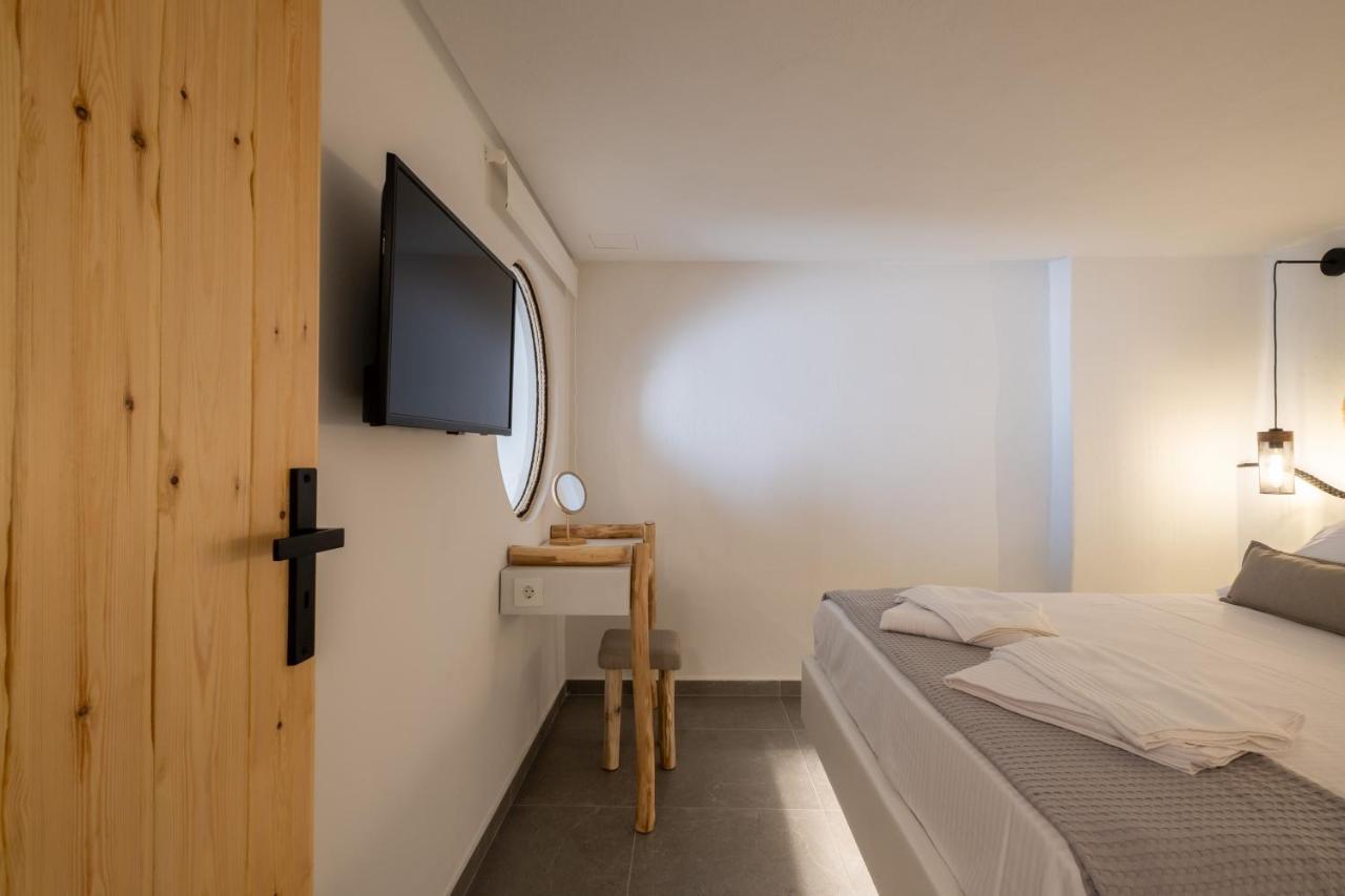 Cabo Este Suites Akrotiri  Ngoại thất bức ảnh